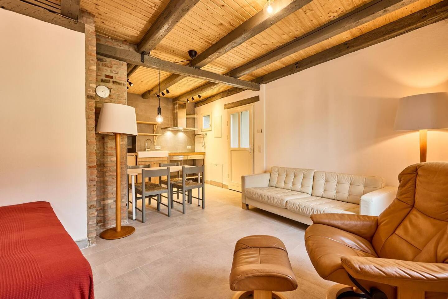 Rote Wohnung - Ferienwohnung Sulzbach an der Murr 외부 사진